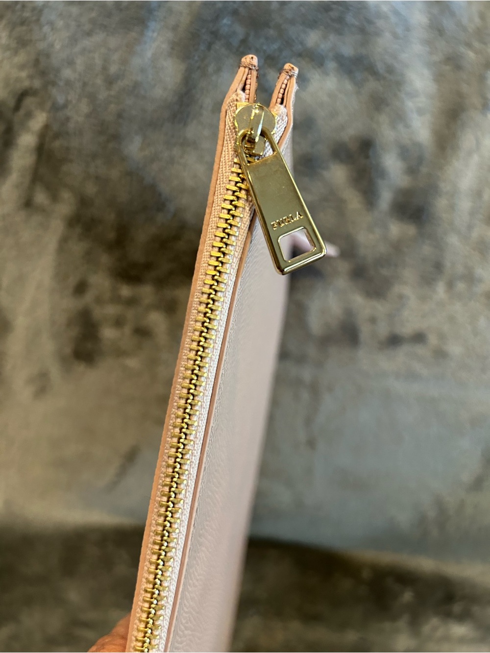 Furla Blush Pink Leather pouch Clutch with Scarf Wrap made in Italy - Picture 9 of 10